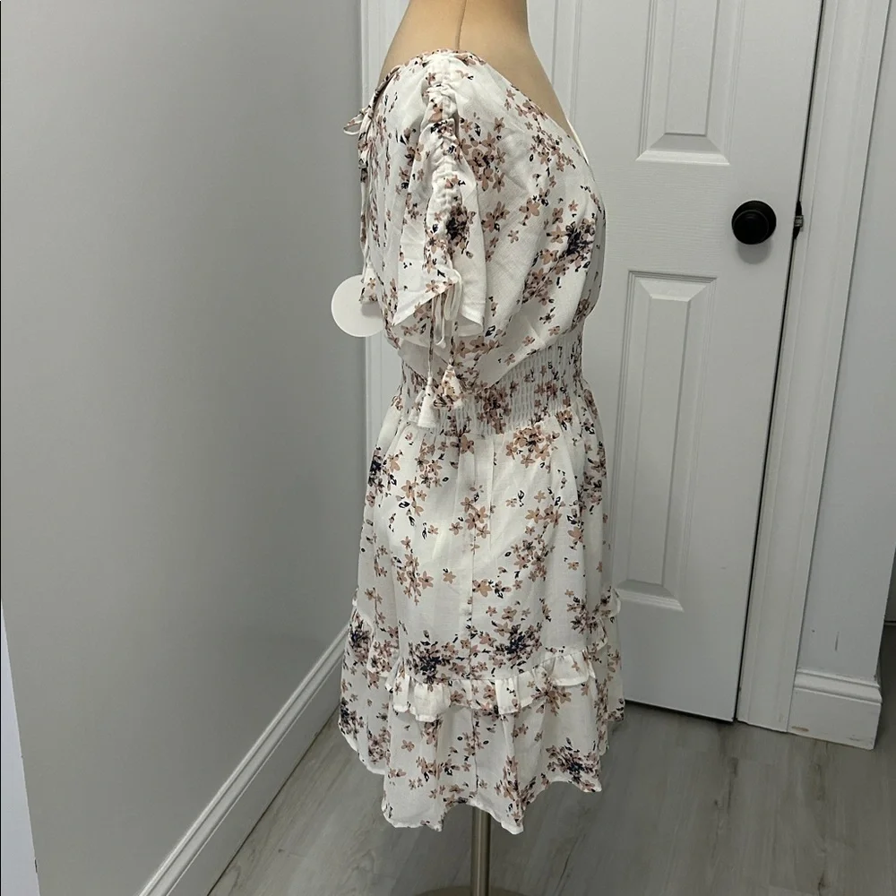 Storia Ivory Floral Smocked Waist Mini Dress
